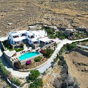 Nautilia - Luxury Suites&cottages Kalafatis
